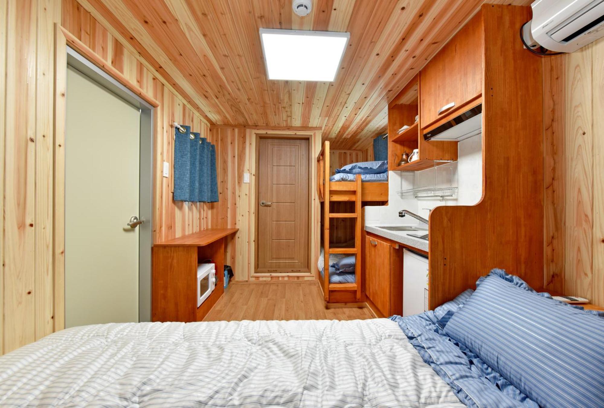 Olla Caravan 4* Busan