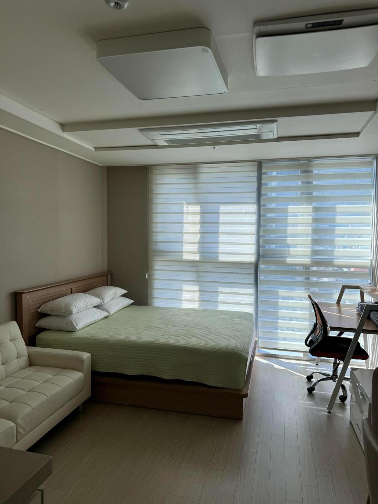Station Ktx House * Busan