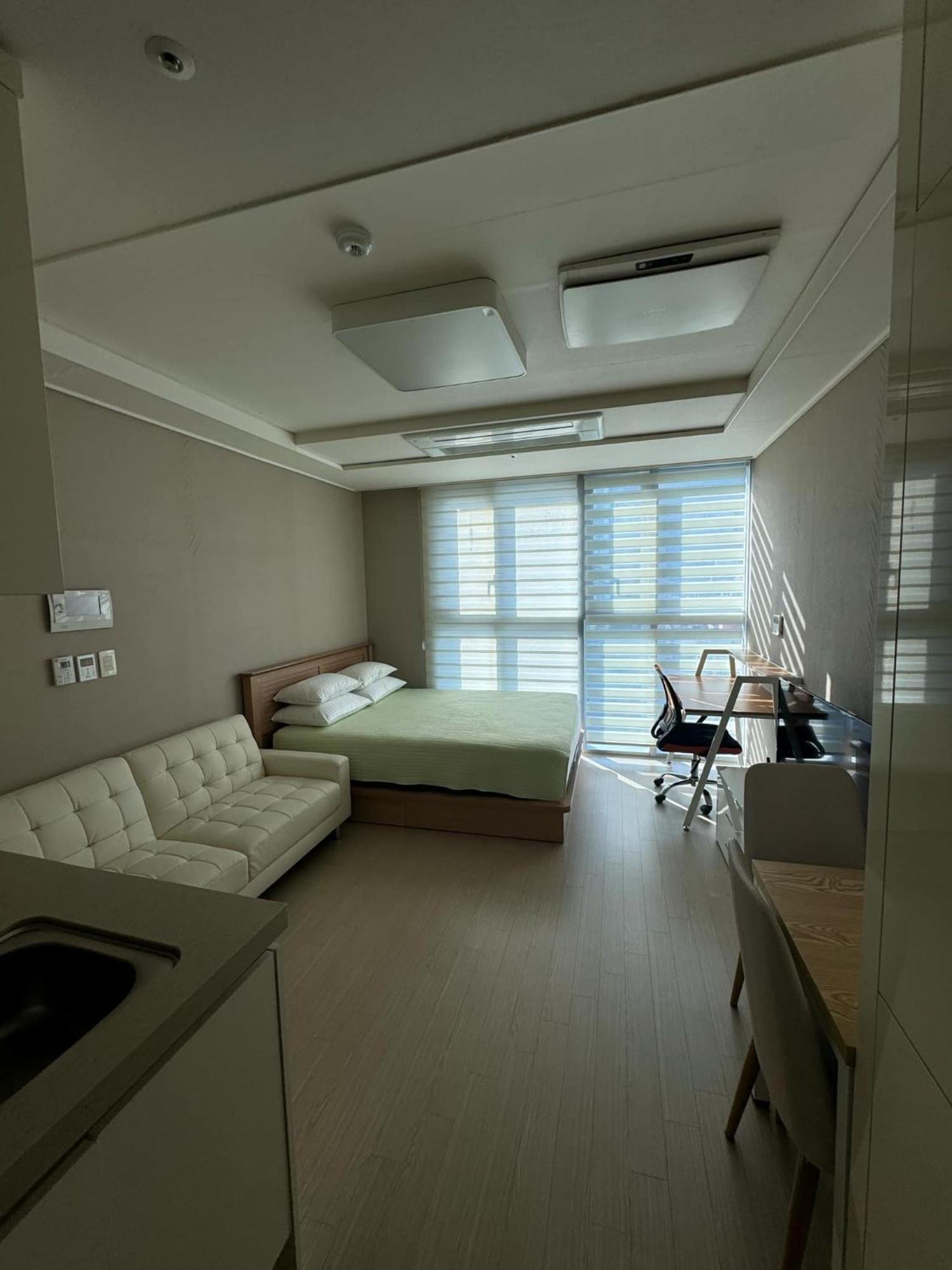 Station Ktx House Apartment