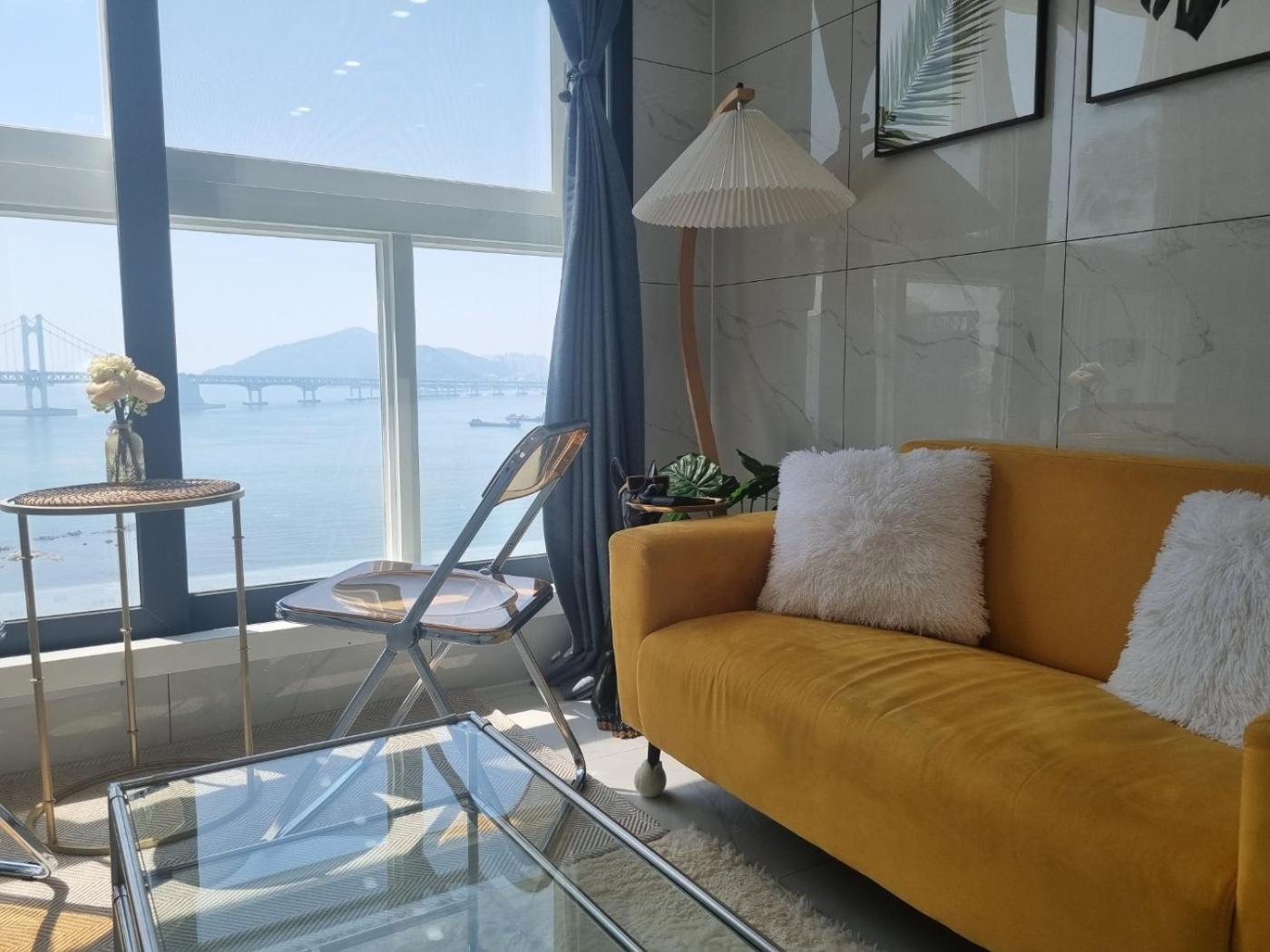 Gwanganri A * Busan