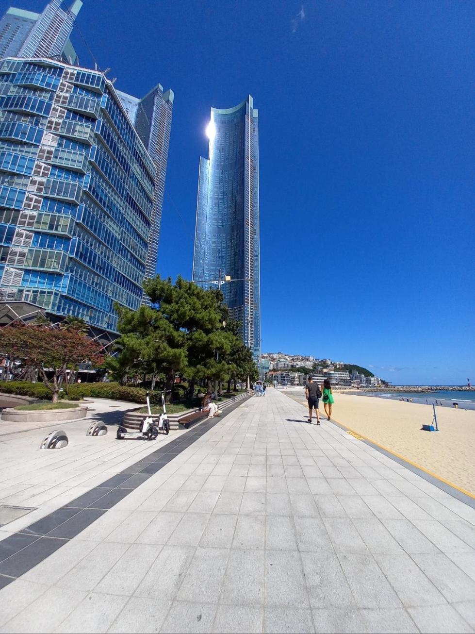2 Minutes Run To The Sea Only 152m, Special Benefit Of Waterpark 195m Away Busan