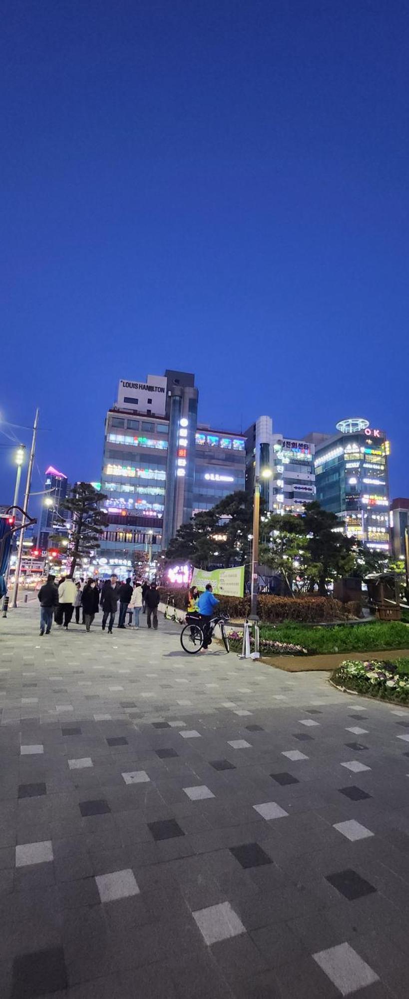Gwangalli Tahee House