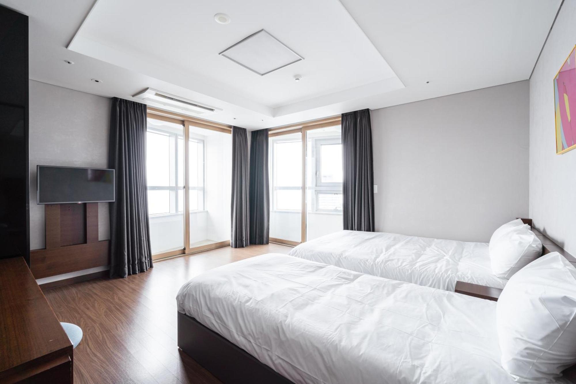 Urbanstay Haeundae Station Busan