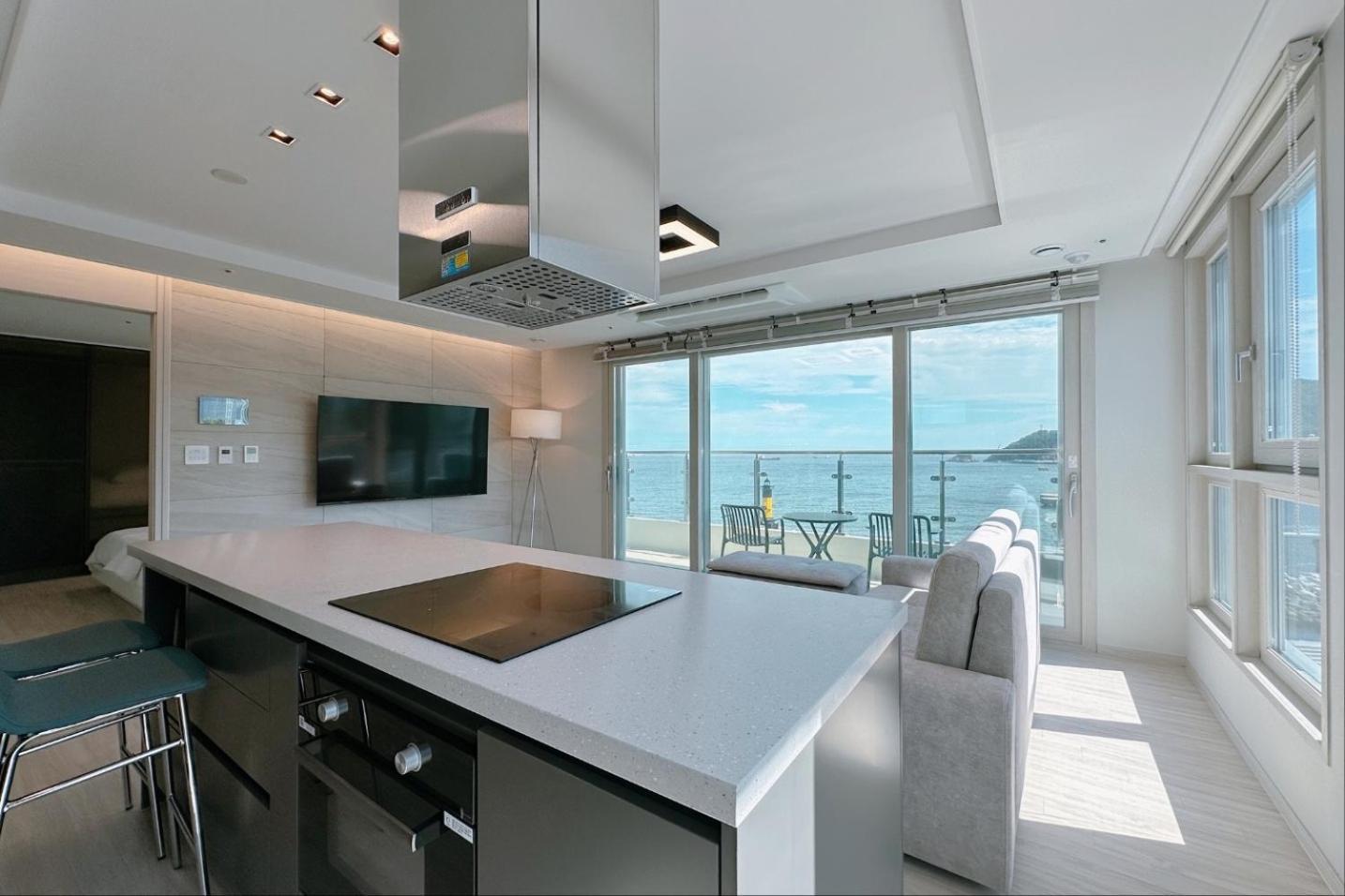 The First Ocean Songdo Apartment Busan