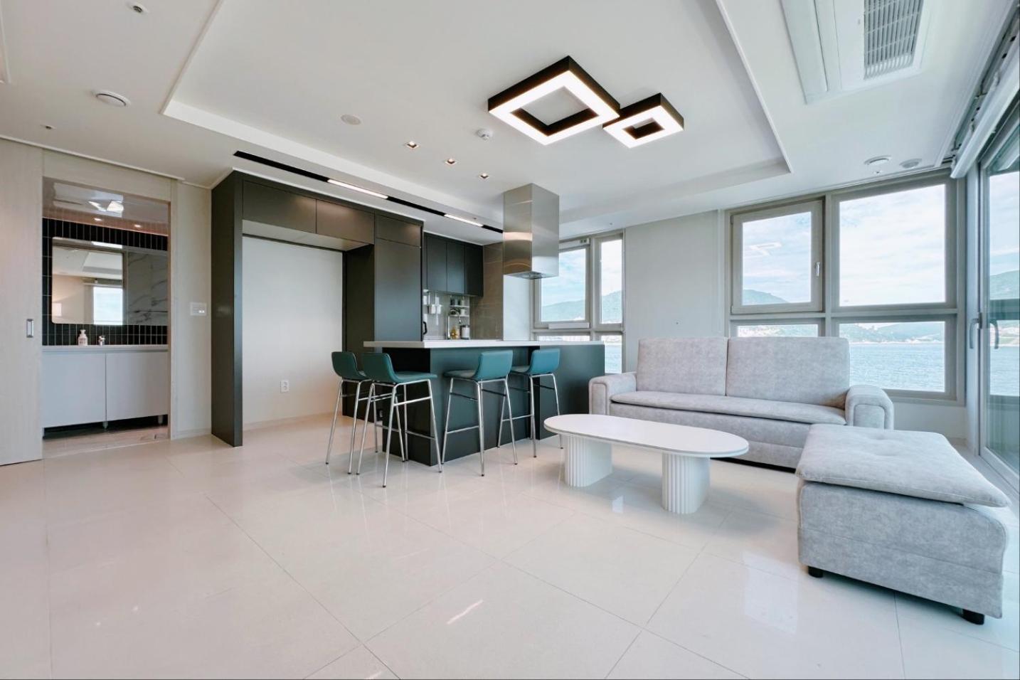 Apartment The First Ocean Songdo Busan