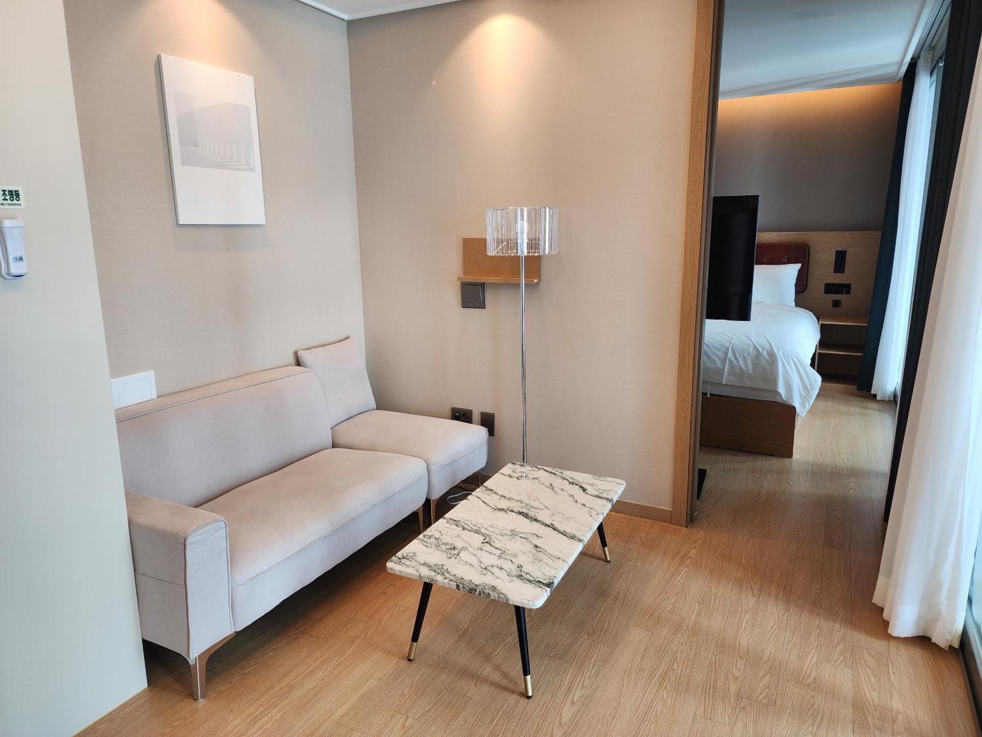 Aparthotel Bonatogether In Haeundae Resicidence *