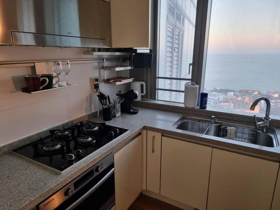 Haedam Stay- Ocean View, High Floor Apartment Busan