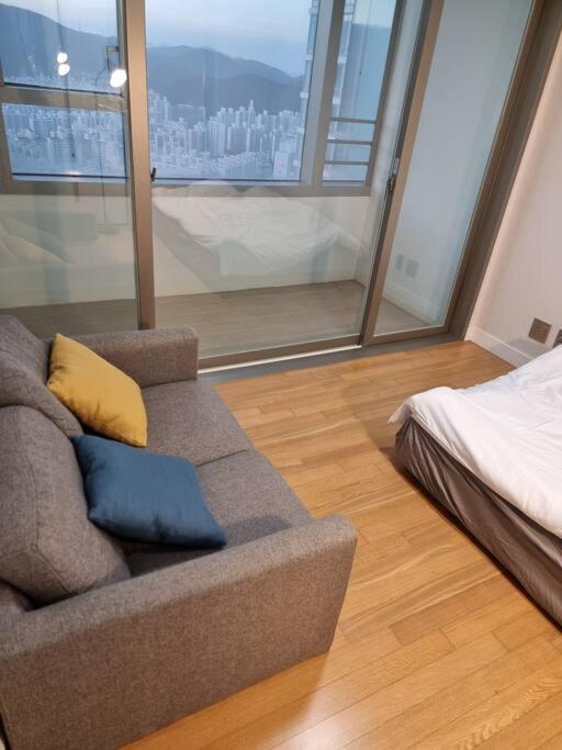 Apartment Haedam Stay- Ocean View, High Floor Busan