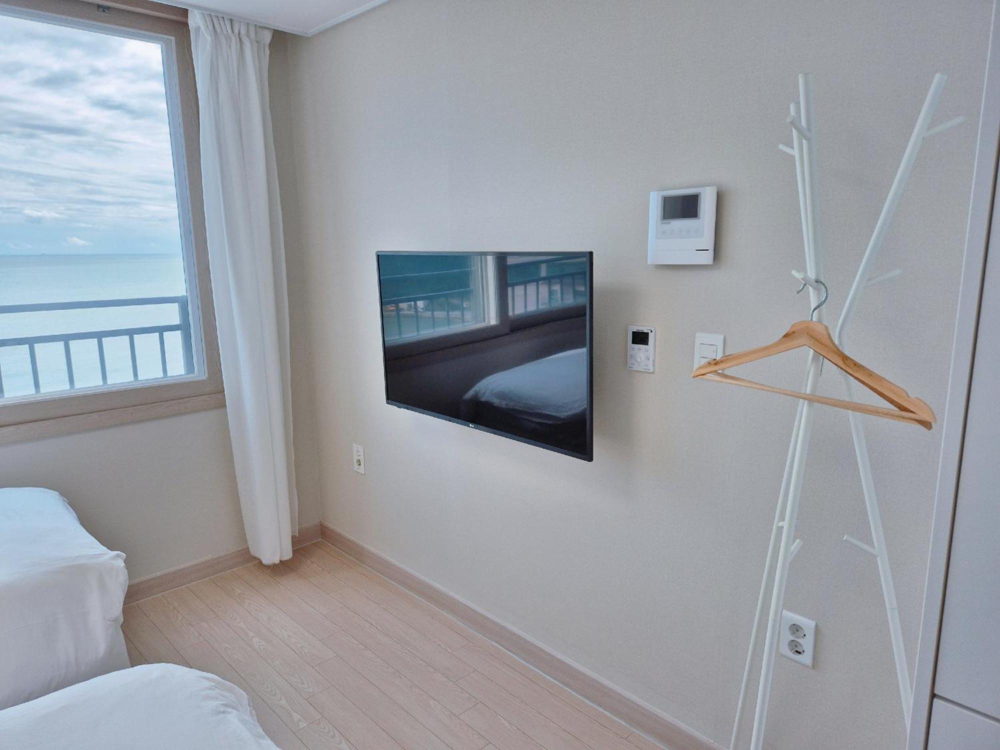 The First Ocean Songjeong Hotel