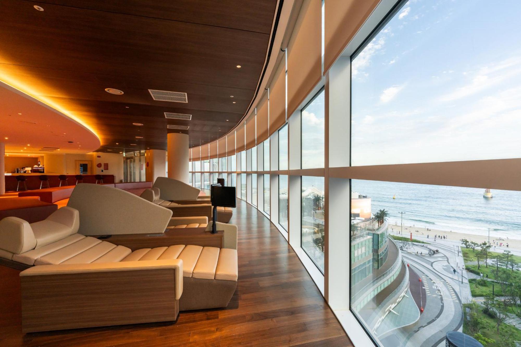 Apartamento 2 Minutes Run To The Sea Only 152m, Special Benefit Of Waterpark 195m Away *