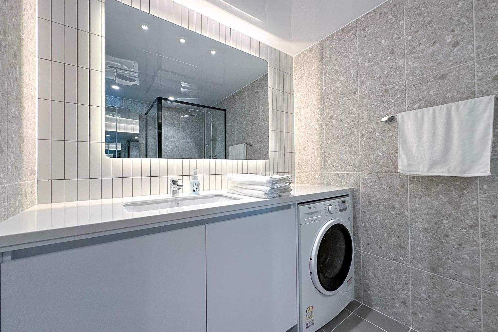 Apartment The First Ocean Songdo