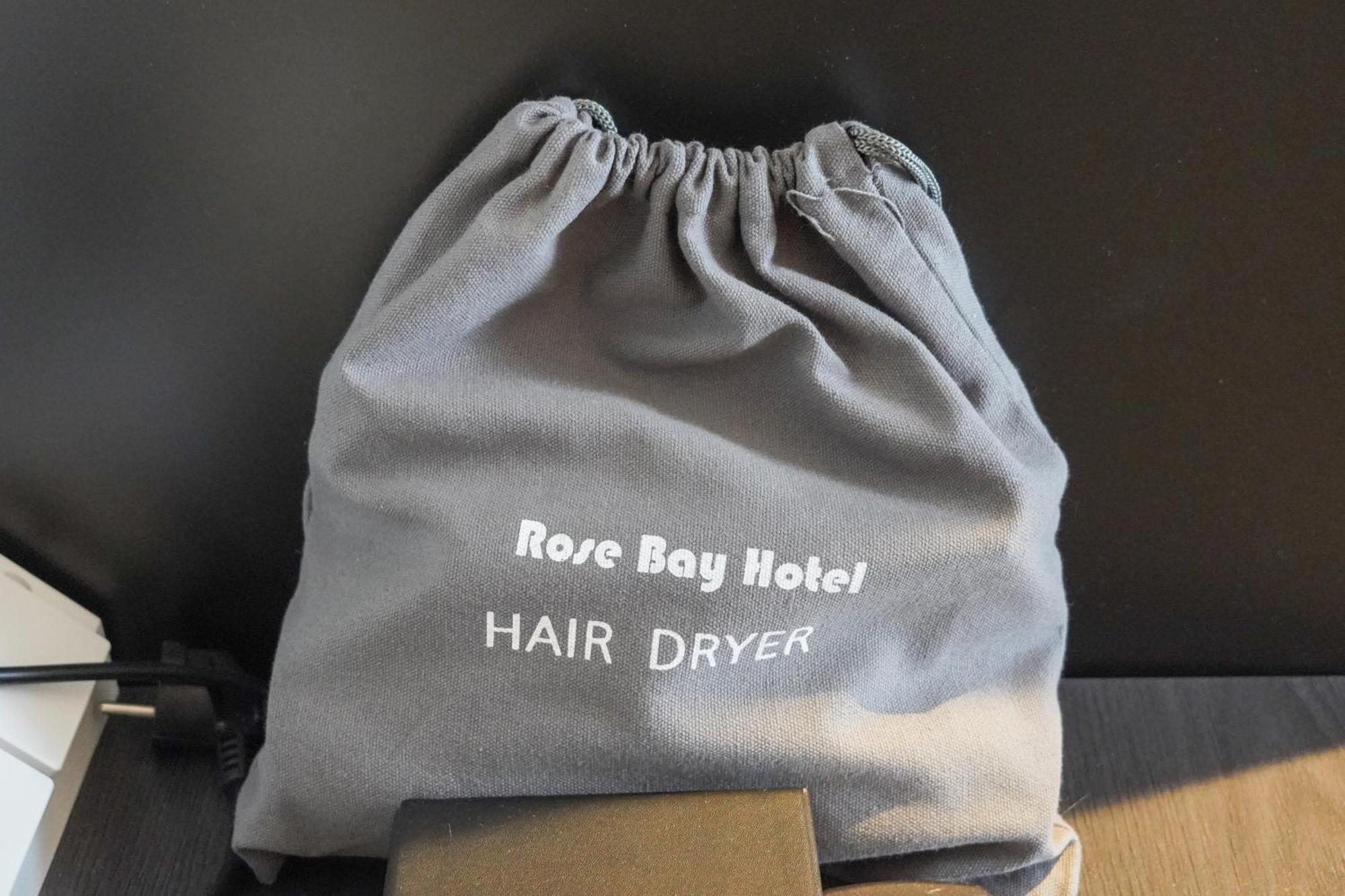 Rose Bay Hotel *