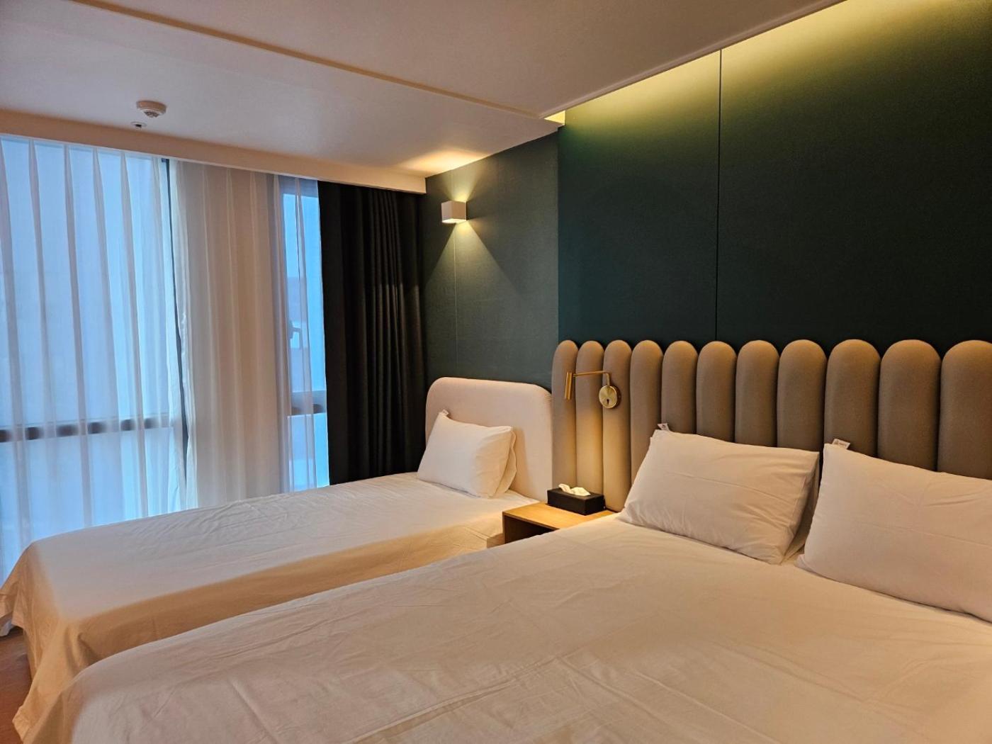 #elbon The 4*
