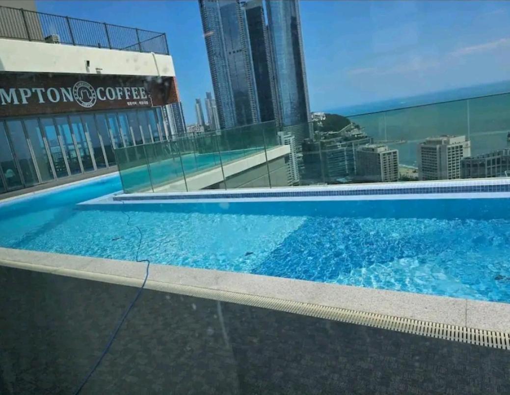 #elbon The Hotel