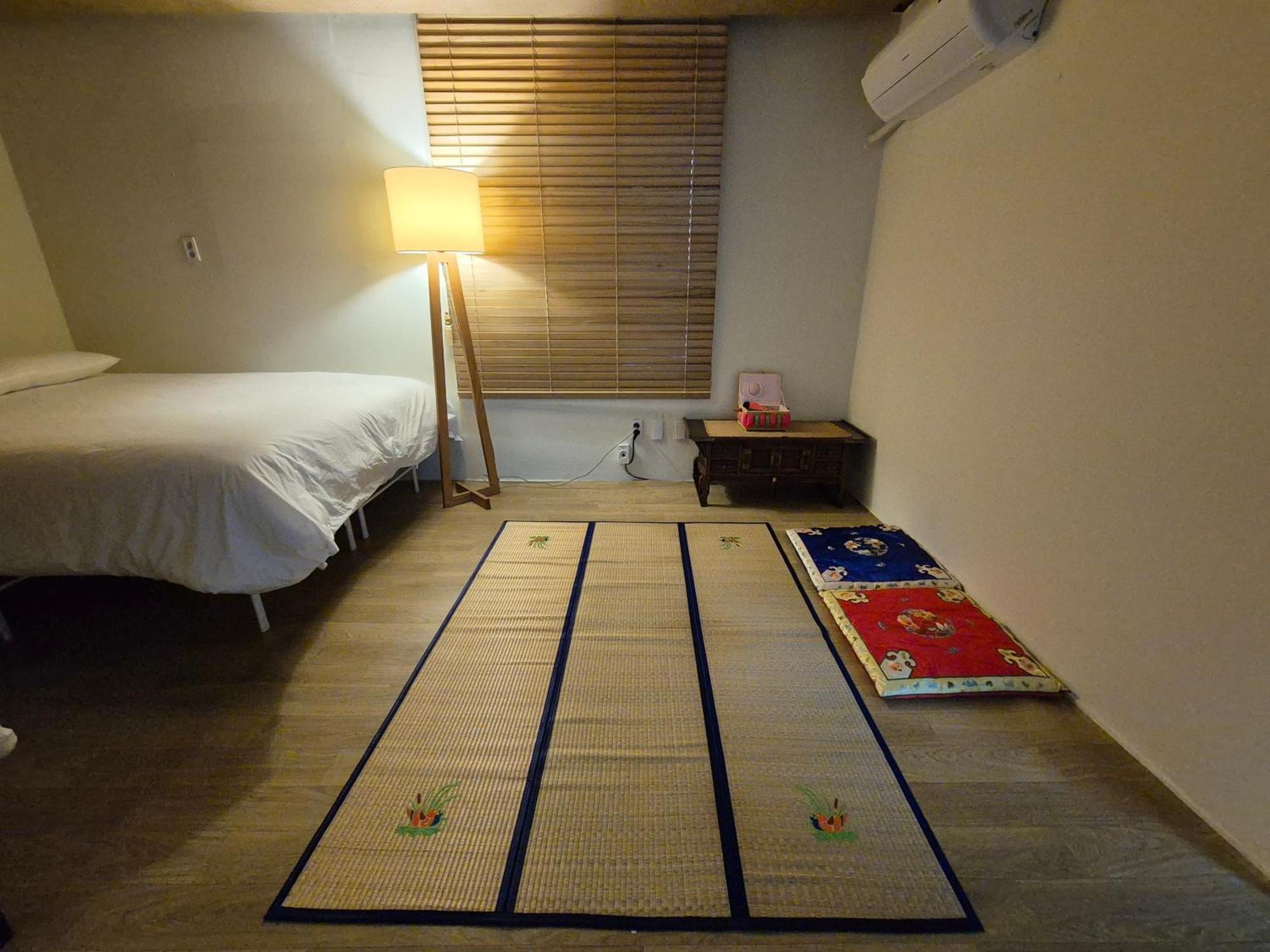 Seomyeon Guest house 2*