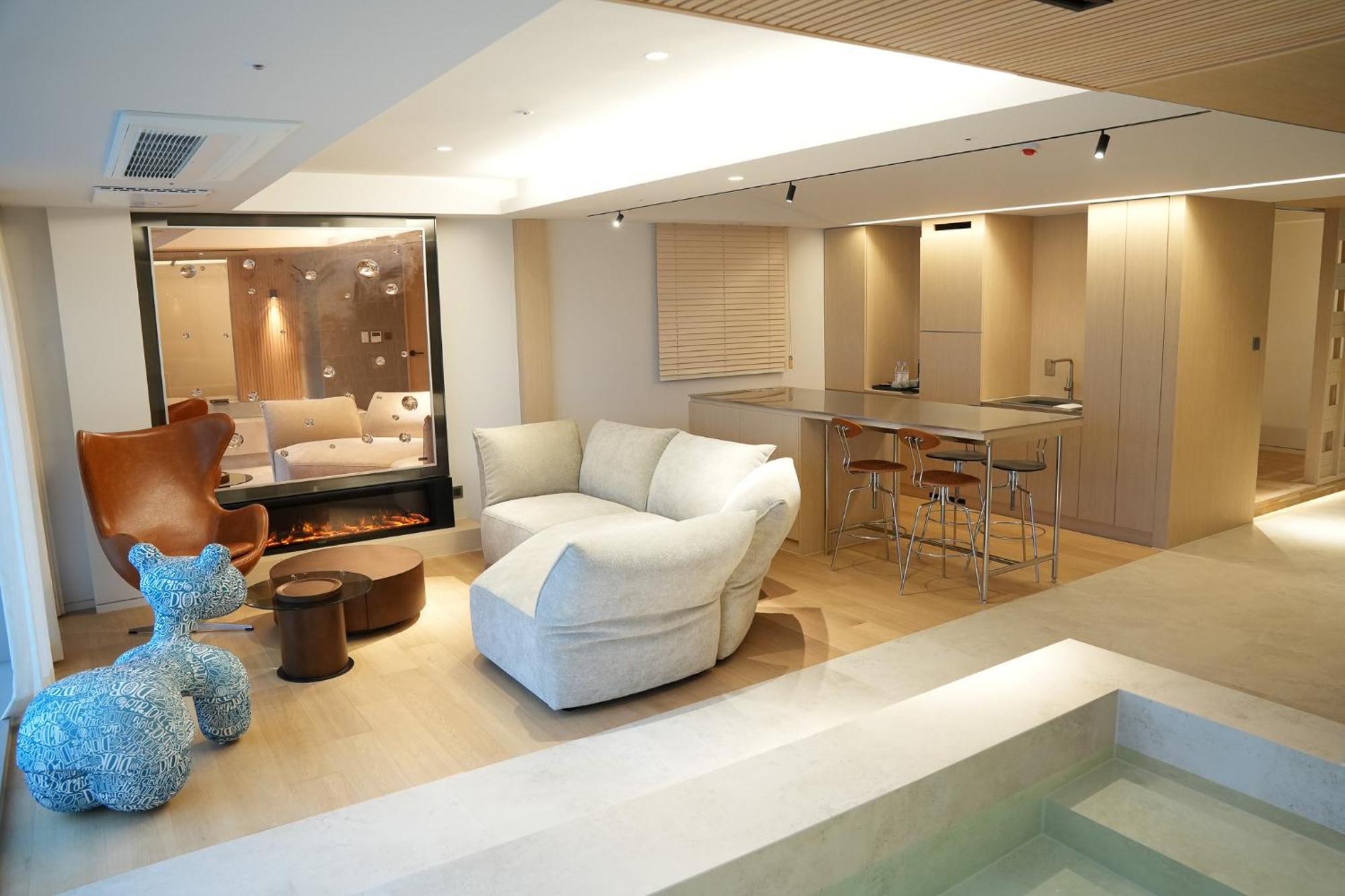 Hotel B'amu