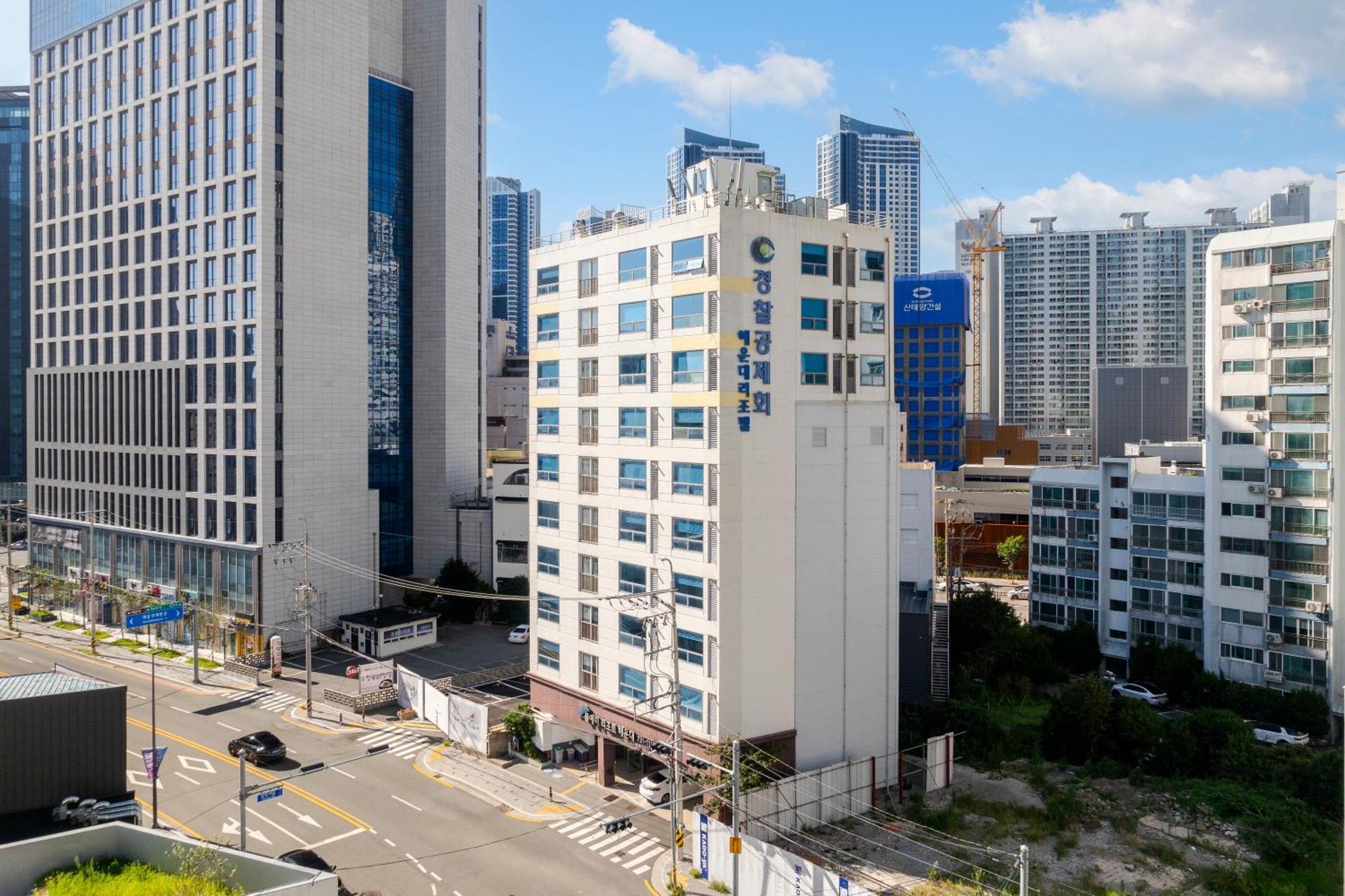 Hotel Pol-a Haeundae 2*
