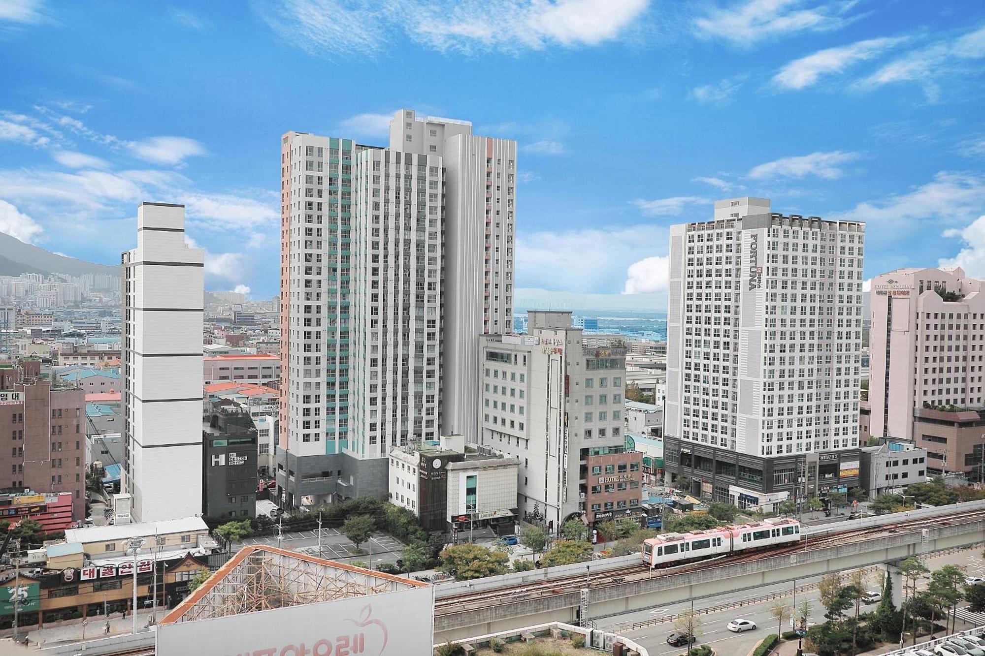 Elmomento Sasang Aparthotel Busan