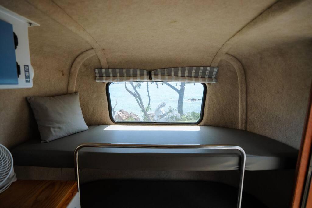 The Moving Caravan Campsite