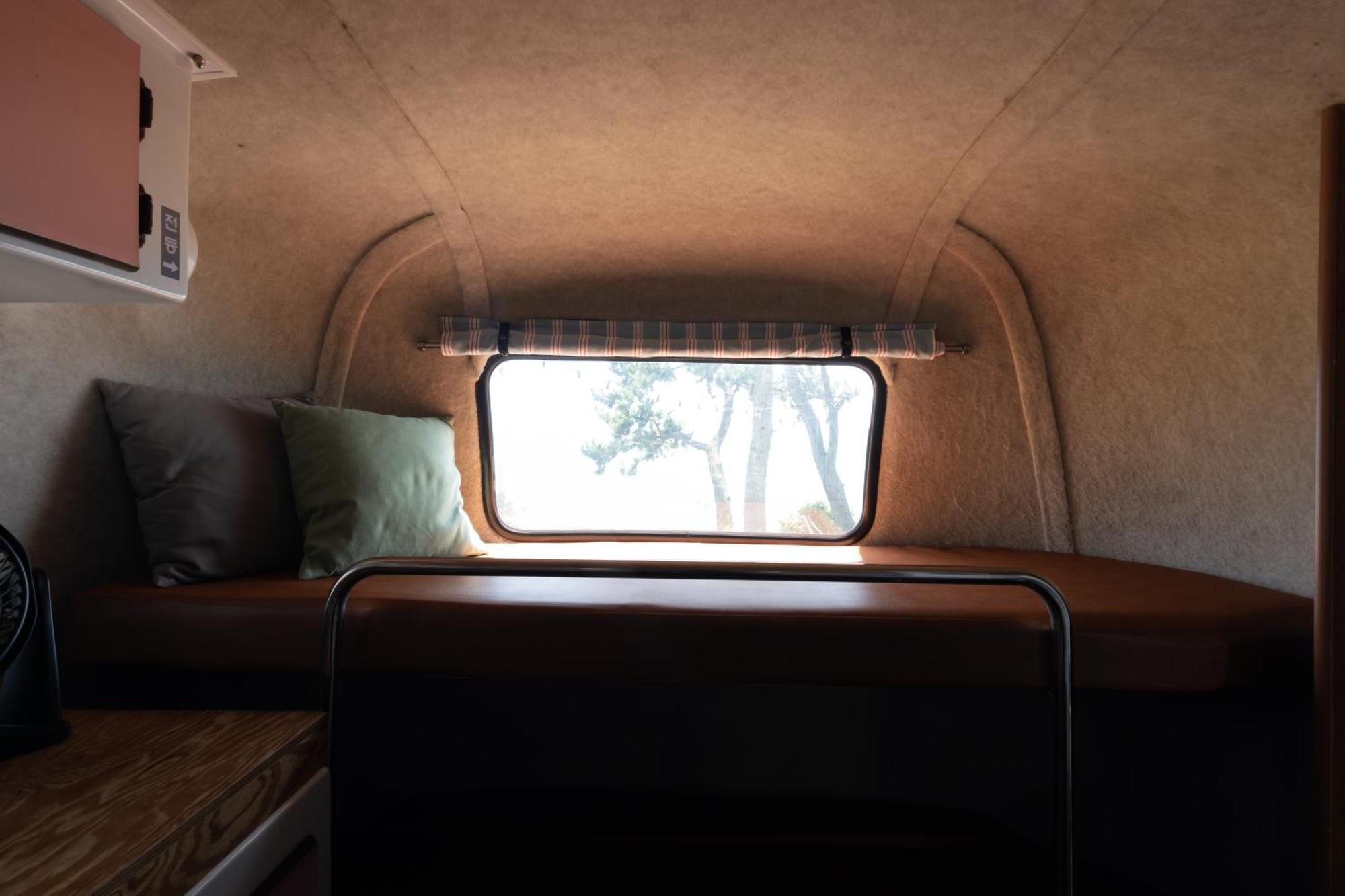 The Moving Caravan Campsite