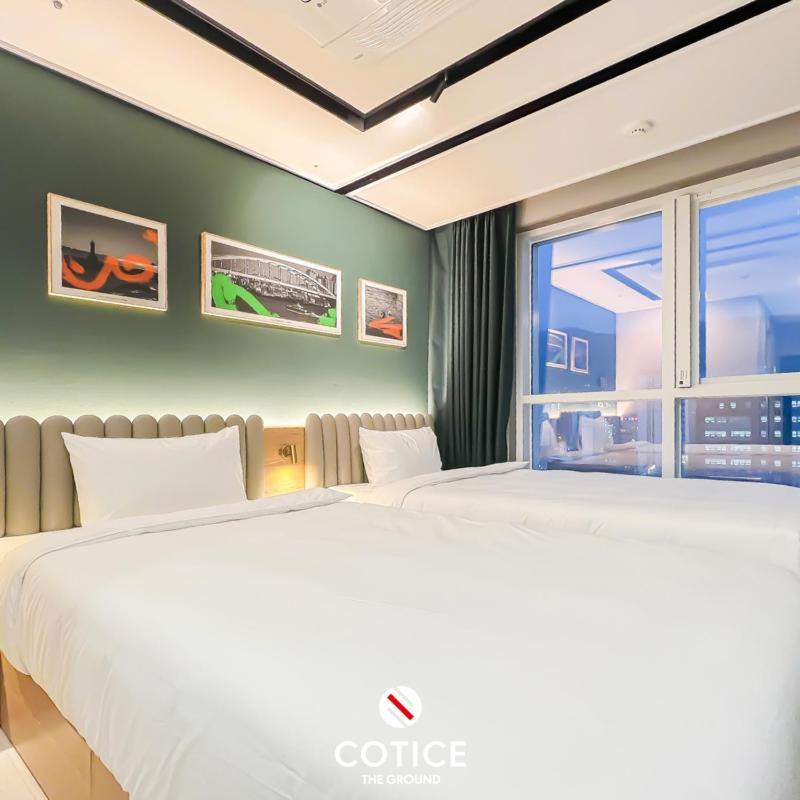 Cotice The Bridge Hotel