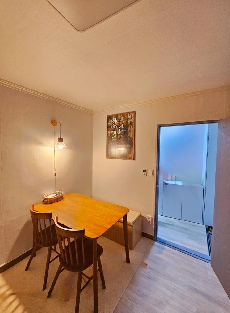 Subway 6min #2 #2 Queen Beds #hotel Bedding #ott #table#1st Floor * Busan
