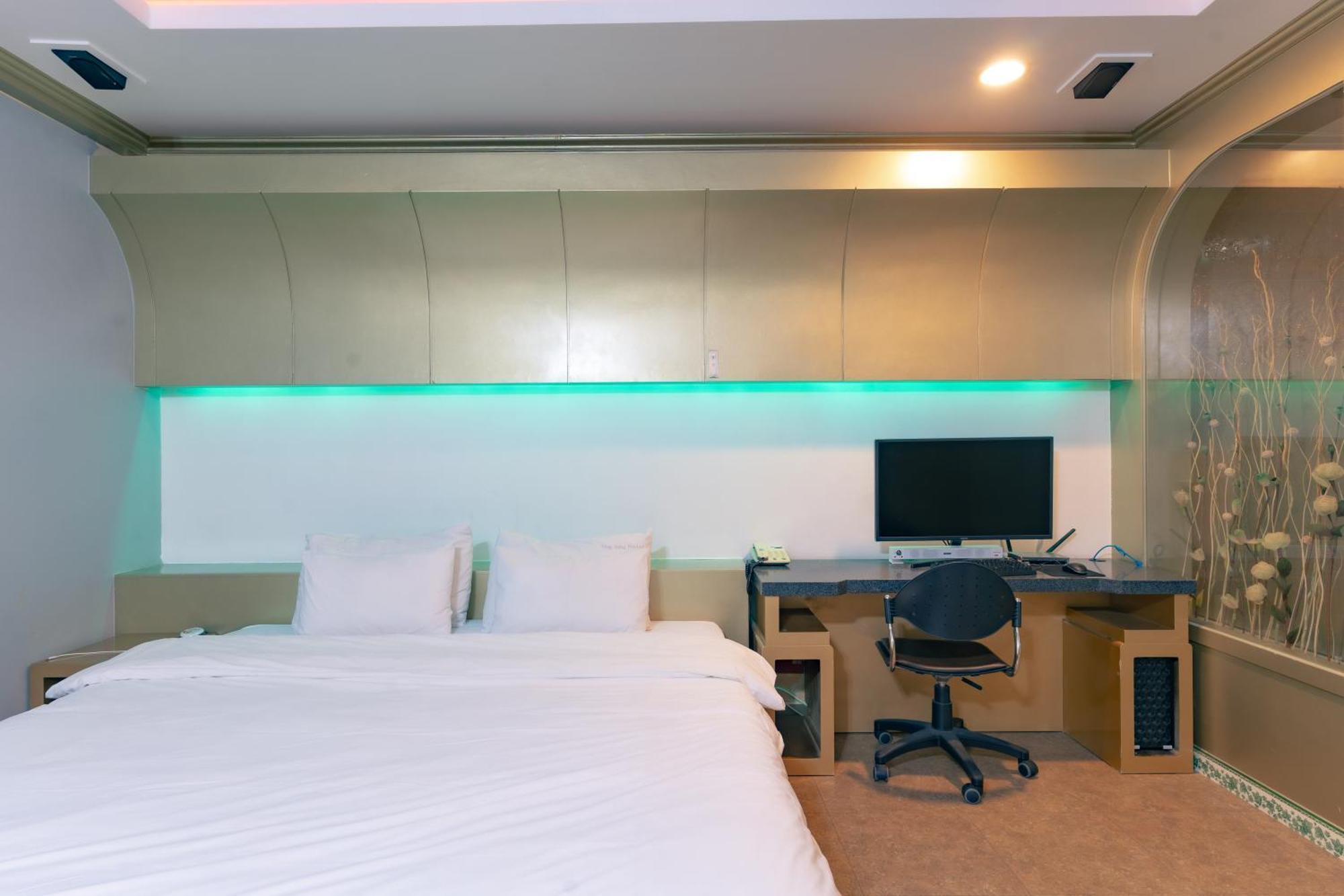 Hotel The Bay Haeundae