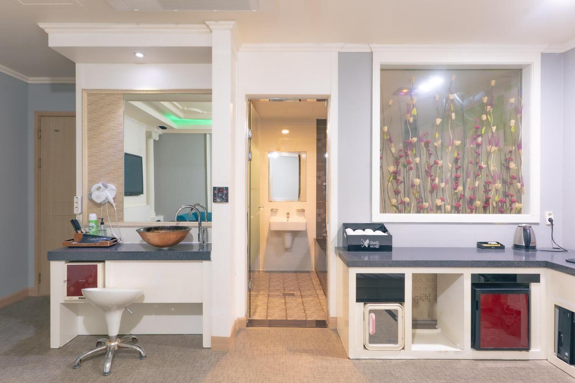 The Bay Haeundae Hotel 2*