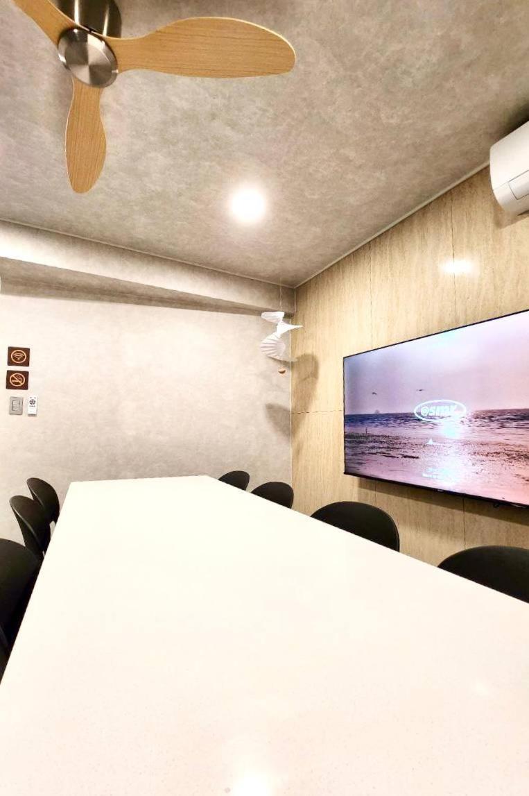 Casa de férias House For Up To 19 People