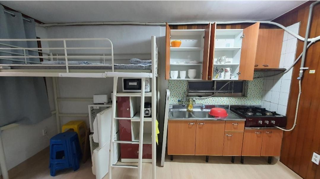 Exclusive Use Whole House For *