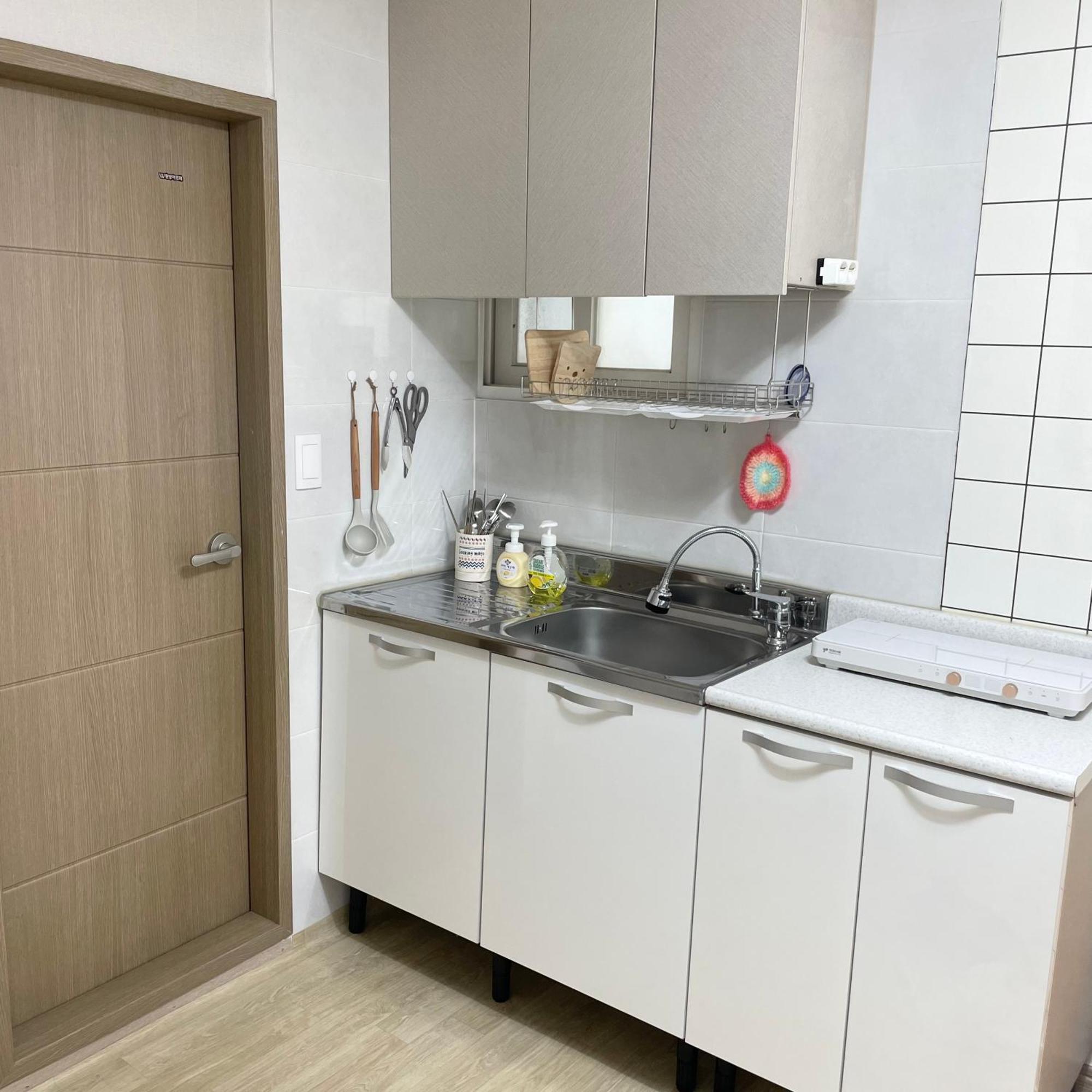 Choryang Stay#busan Subway 6min#choryang Subway 3min#hotel Bedding#ott Appartamento