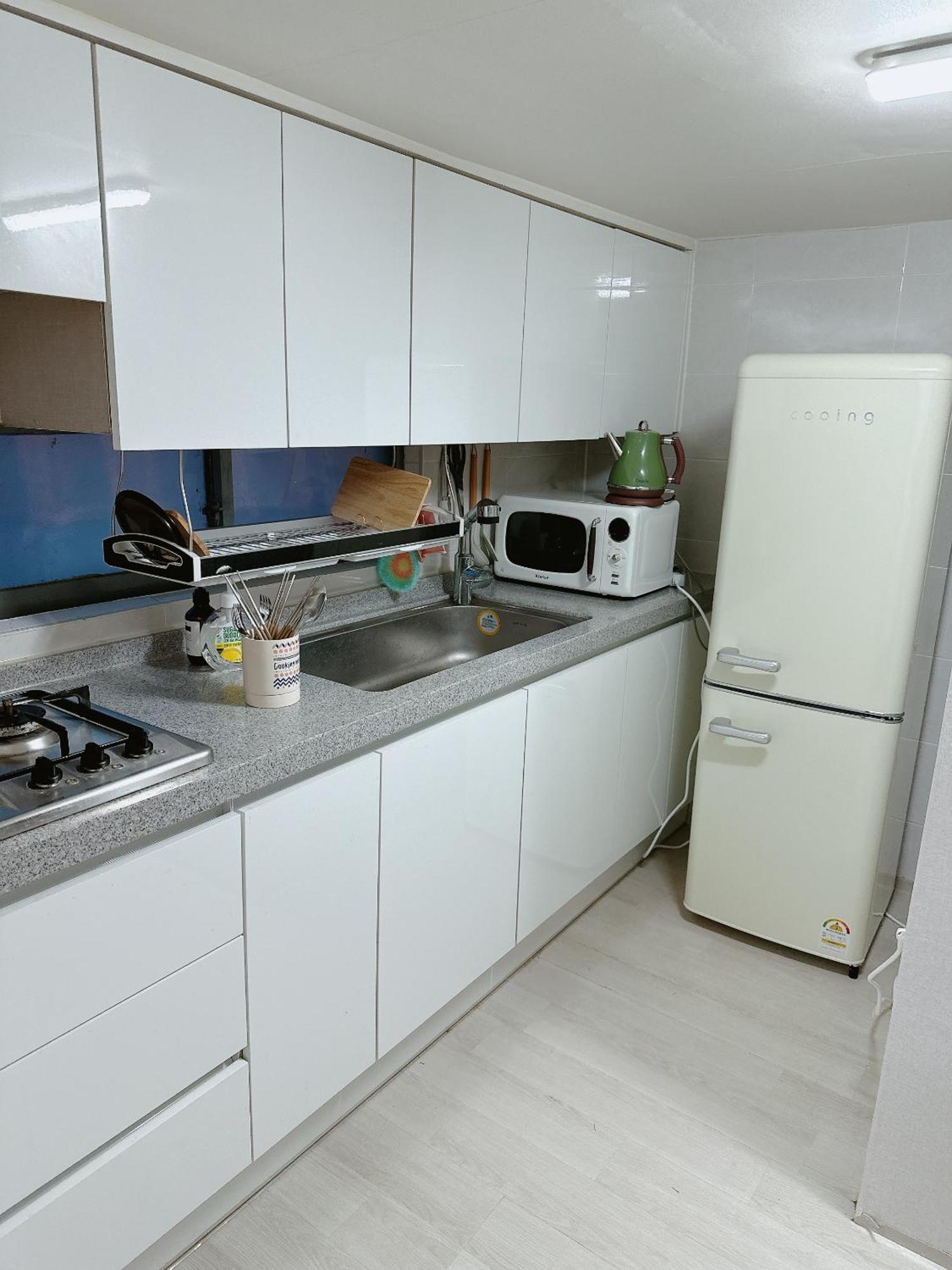 Choryang Stay#busan Subway 6min#choryang Subway 3min#hotel Bedding#ott Appartamento Busan