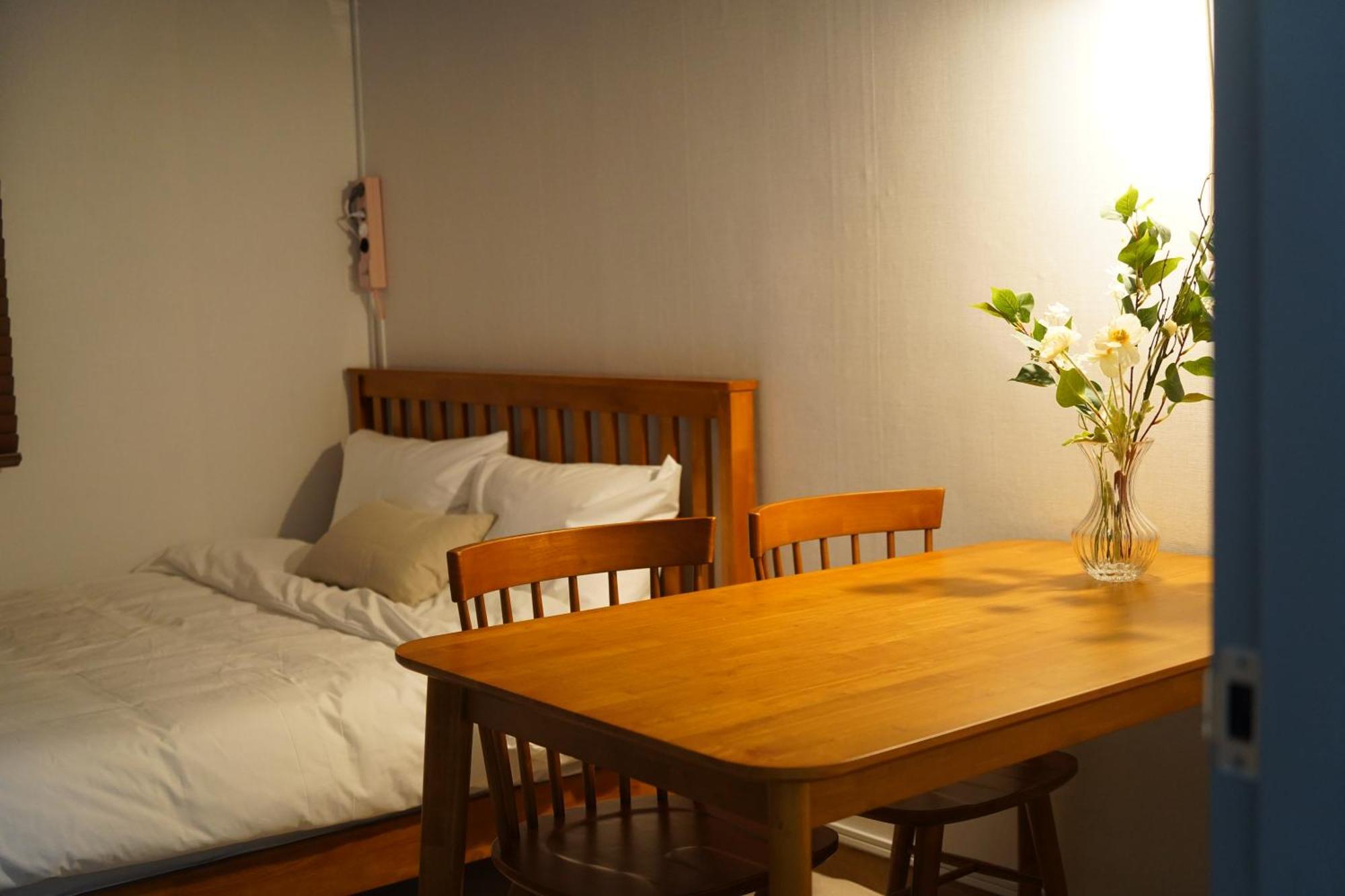 Apartment Subway 6min #2 #2 Queen Beds #hotel Bedding #ott #table#1st Floor Busan