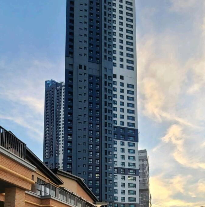Oceanview - Short And Long Term Busan