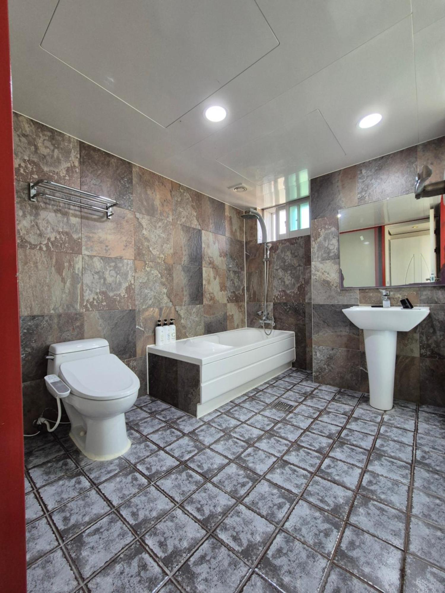Hotel Haruae 3*