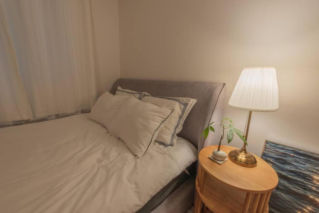 New Open - Walking Distance To Seomyeon, Max 6pax, Three Rooms, 1 Complimentary Parking Villa *