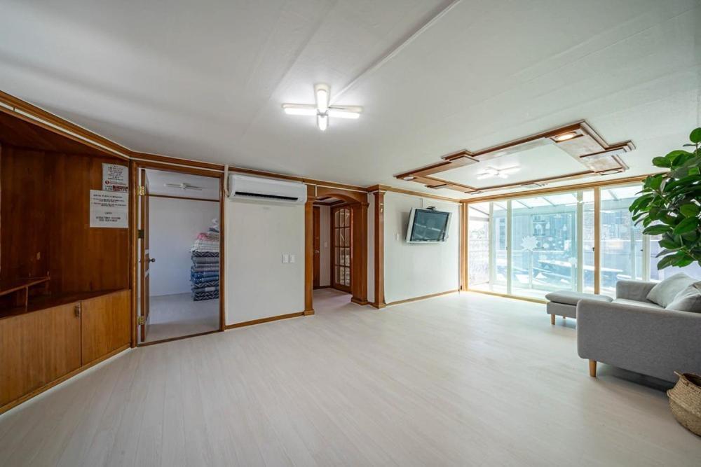 Guest house Forest Busan