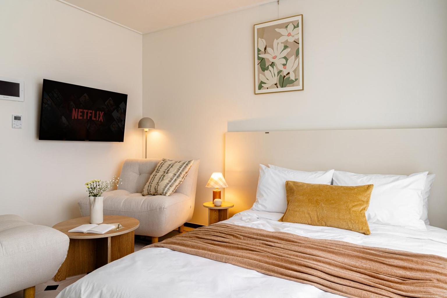 Urbanstay Cityhall Apartment *