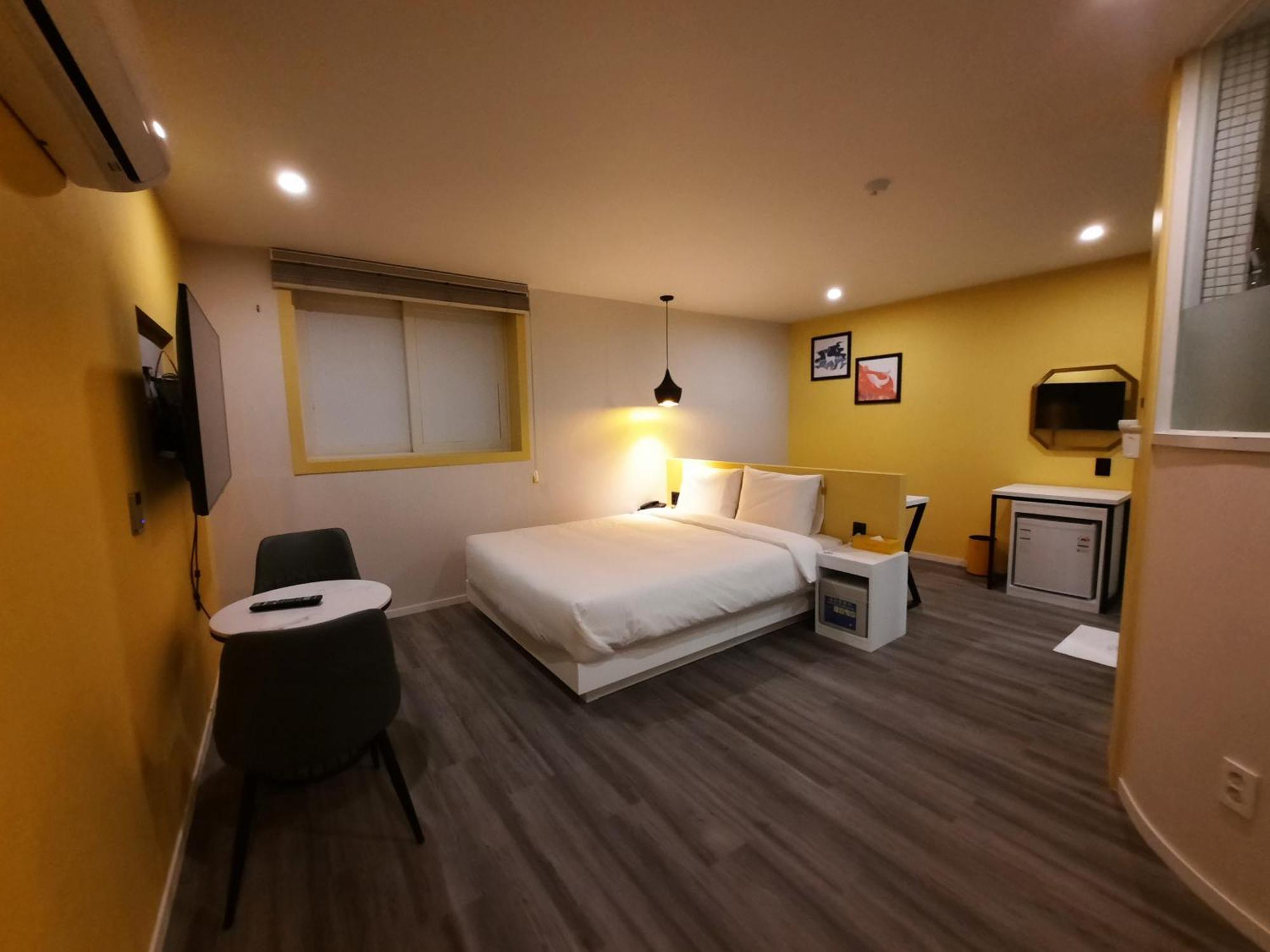 Rein Yeonsan Hotel *