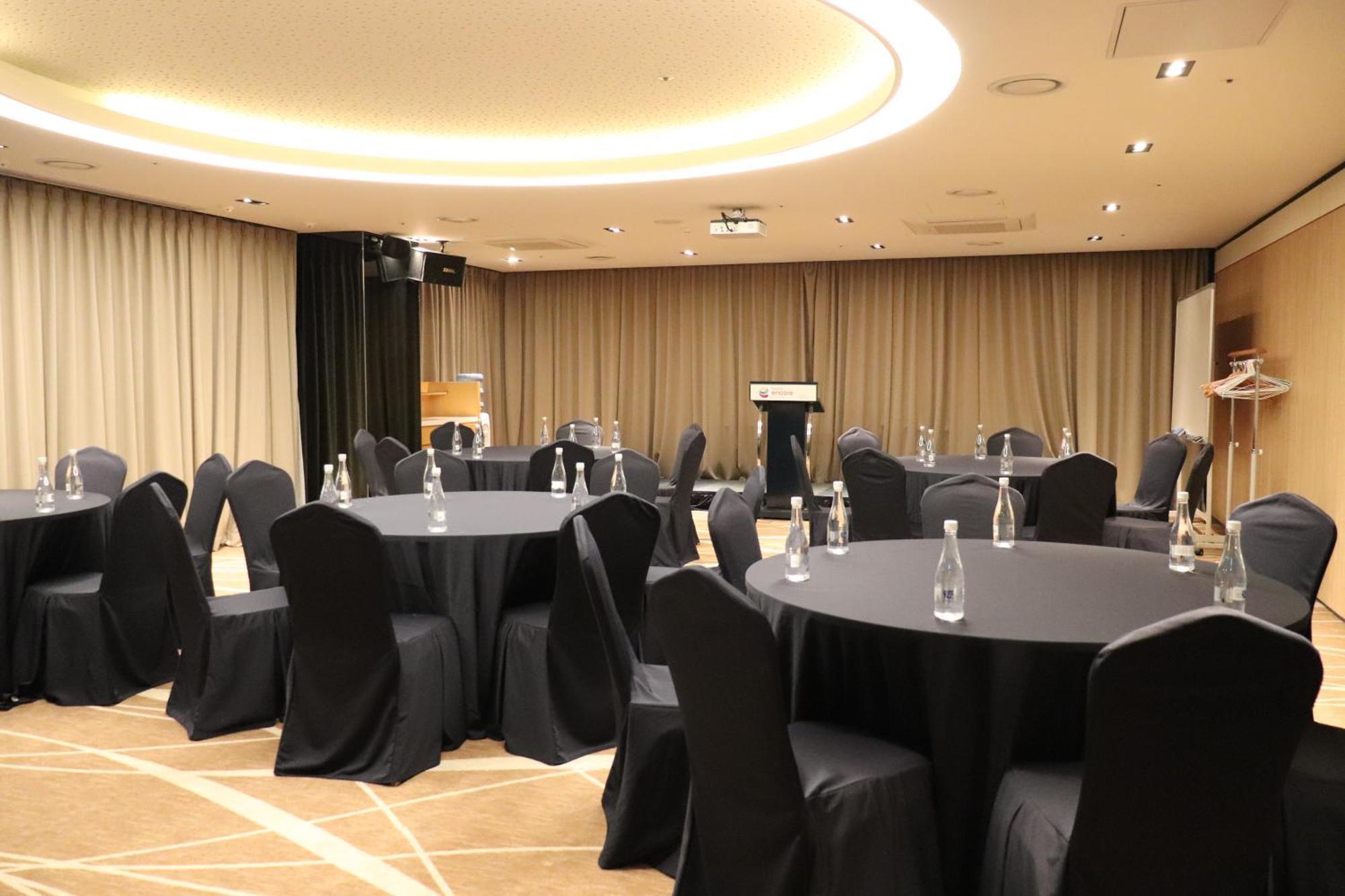 Hotel Ramada Encore By Wyndham Station
