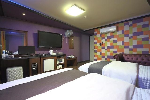 Busan City Hotel *