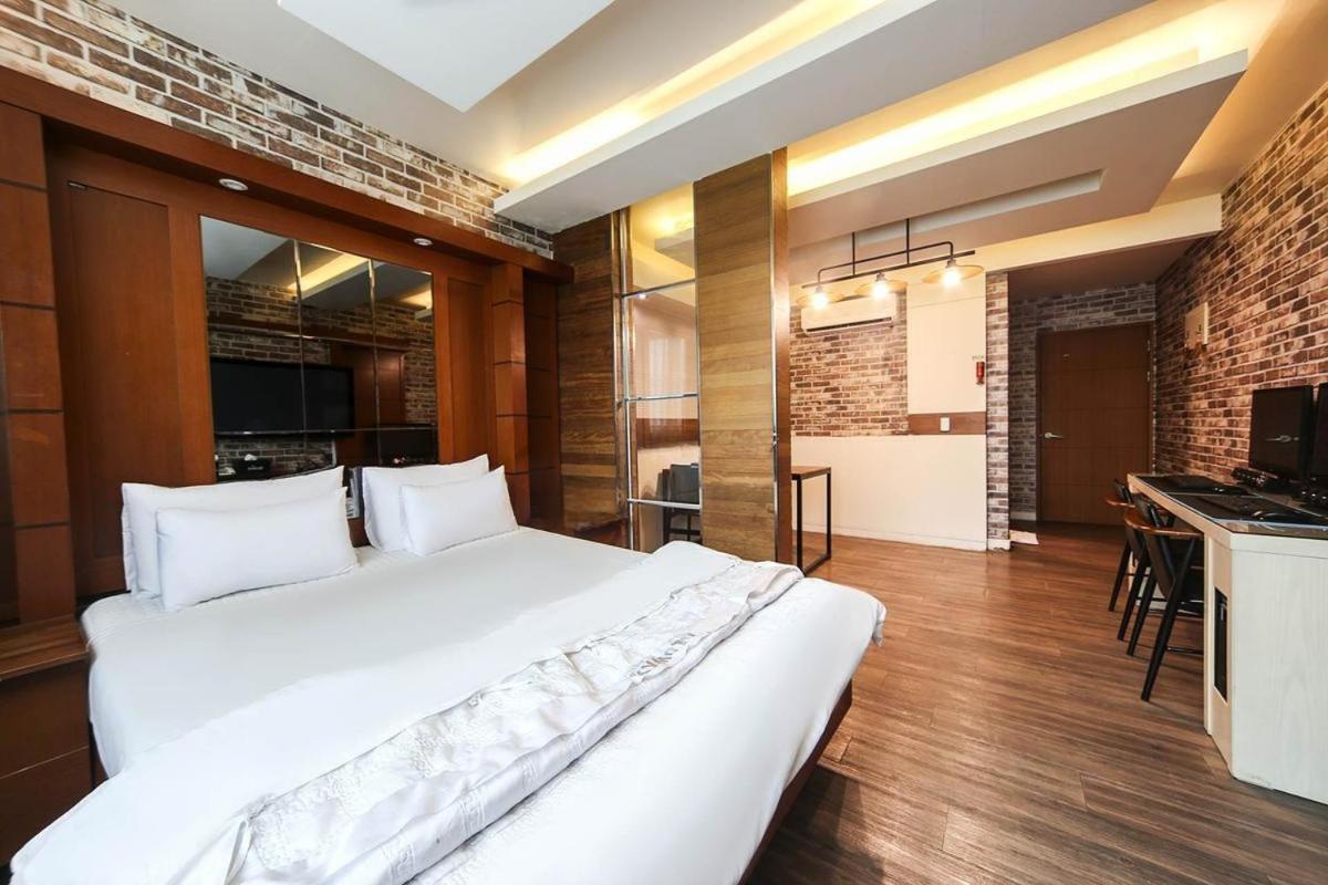Motel Hwamyeong Sky Busan