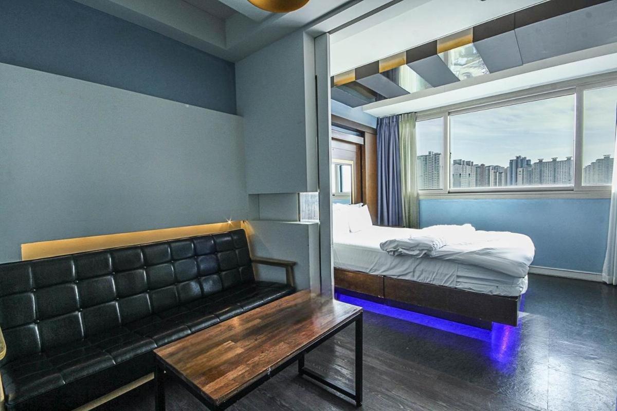 Hwamyeong Sky Motel 4*