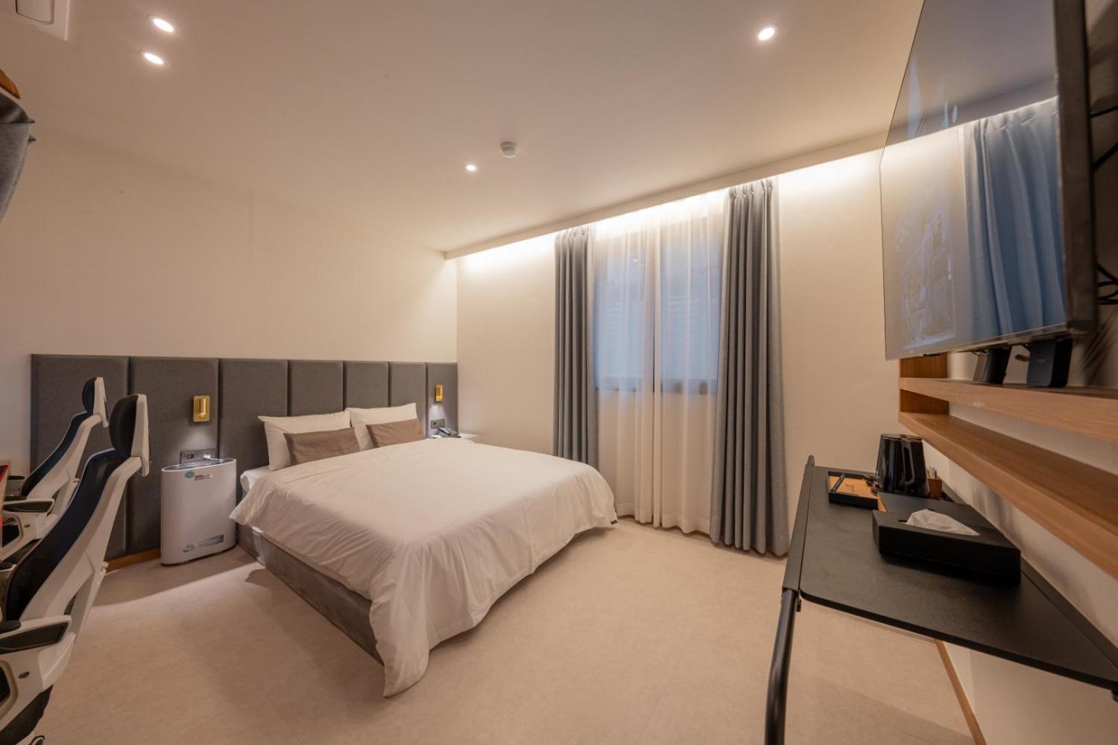 H-avenue Munhyeon Hotel *