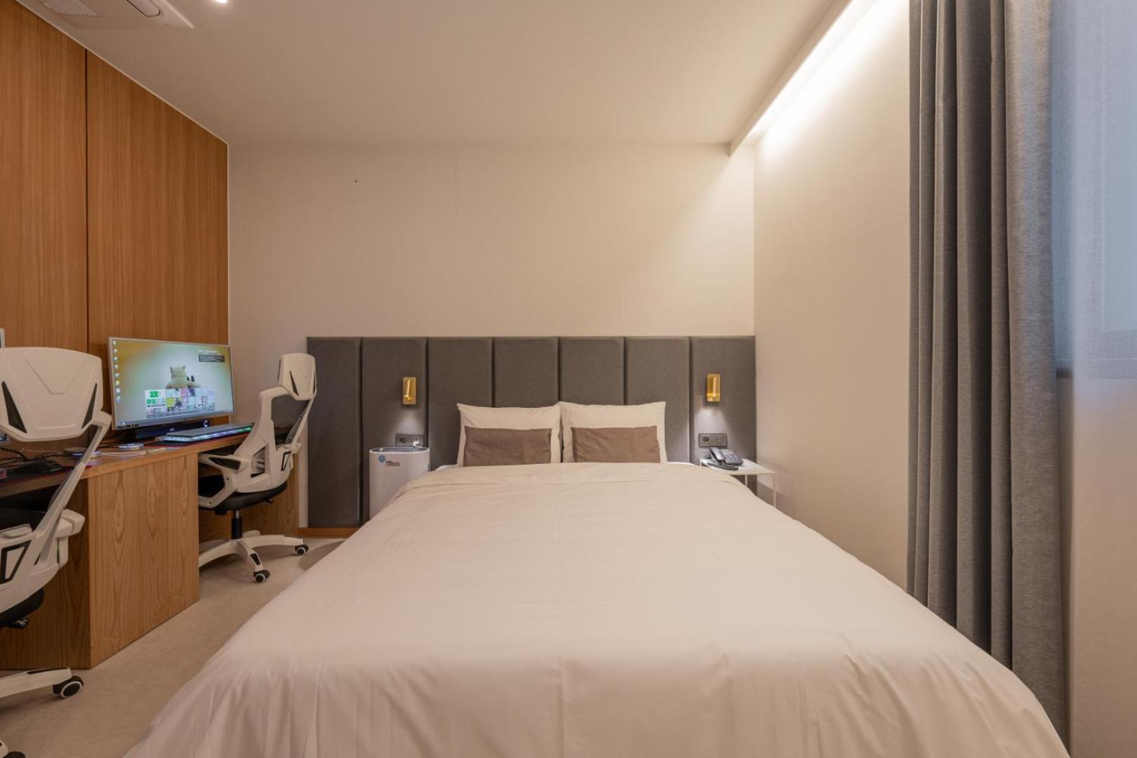 Hotel H-avenue Munhyeon Busan