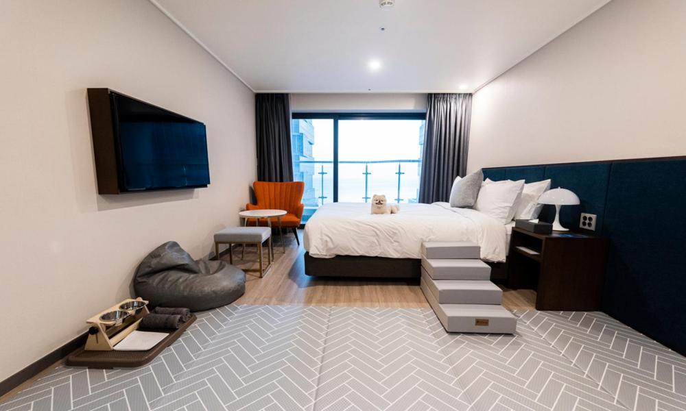 Haeundae Youngmu Parade Hotel