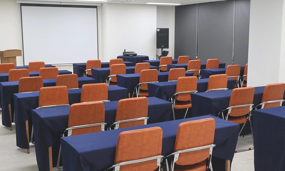 Hotel Haeundae Youngmu Parade 4*