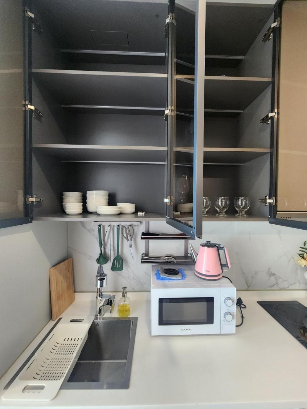 Apartment Brand New With Family Busan