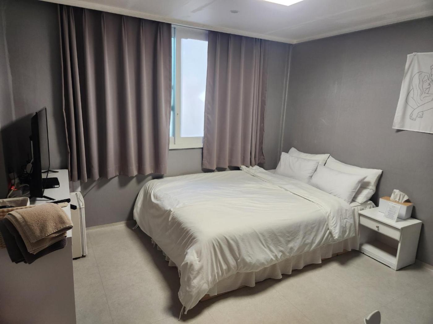 Mido Motel