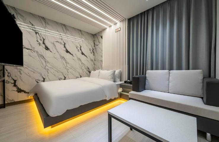 Hotel Reina